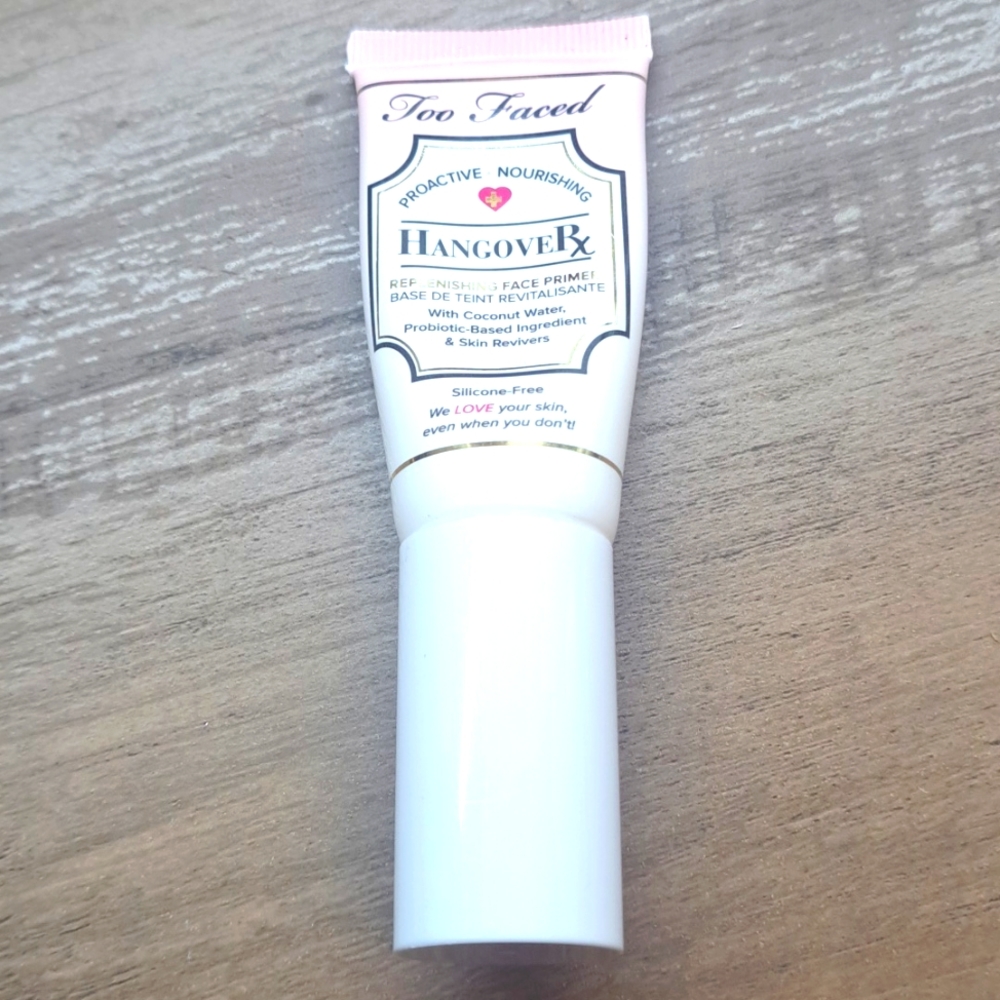 Too Faced Hangover Primer